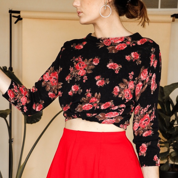 CLOSET CLEAROUT 🍁 Forever 21 Floral Crop Sweater - Picture 4 of 6
